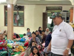 Bupati Suhatri Bur Langsung Turun Ke Titik Lokasi Terkena Bencana