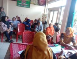 Pemdes Mela’o Galqkkqn Posbindu bagi Lansia