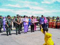 Gubernur Mahyeldi Sambut Kedatangan Panglima TNI dan Kapolri di Sumbar