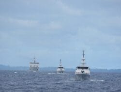 Pangkoarmada III Pimpin Langsung Latihan Tempur, Libatkan Empat KRI Terbaik dan Meriam Howitzer Pertahanan Pantai