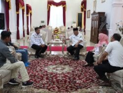 Gubernur Mahyeldi Tugaskan Dinas PSDA Lakukan Kajian Normalisasi Bantaran Sungai Batang Inderapura