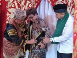 Gus Halim Dapat Gelar Kehormatan Sutan Khalifah dari Masyarakat Minangkabau