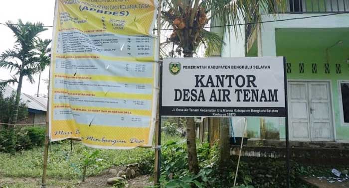 Kepala desa dan perangkat akan dipecat