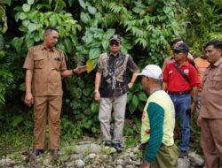 Ketua DPRD Bengkulu Selatan Tinjau Irigasi Rusak
