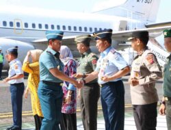 Dankoharmatau Sambut Kedatangan Panglima TNI