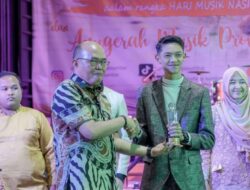 Ketua DPRD Sumbar Supardi Ucapkan Selamat Kepada Pemenang Lomba Nyanyi Lagu Minang
