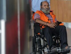 Lukas Enembe Jalani Sidang Perdana Hari Ini