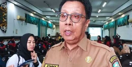 Kepala Dinas Tenaga Kerja dan Transmigrasi Kotawaringin Timur, Johny Tangkere