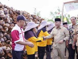 Pj Bupati Apriyadi Dorong Limbah Kelapa di Lalan Menghasilkan Cuan