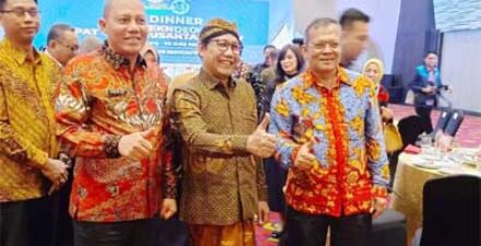 Wakil Bupati Pasaman Terima Penghargaan dari Kementerian Desa