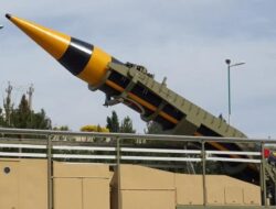 Iran Luncurkan Rudal Balistik Hipersonik, Begini Reaksi Israel