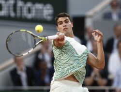 Carlos Alcaraz Lewati Babak Pertama Wimbledon 2023 dengan Gemilang Usai Mengalahkan Jeremy Chardy
