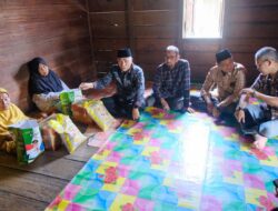 Weekend, Pj Bupati Apriyadi Sambangi Warga Sungai Keruh yang Mendapat Program Bedah Rumah