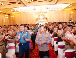 Panglima TNI : TNI-Polri Adalah Alat Perekat Perbedaan Bangsa