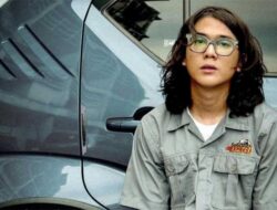 Iqbaal Ramadhan Tinggalkan Penggemar pada Band Idolanya The 1975, Ini Alasannya