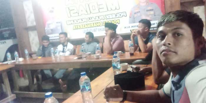 Penyelesaian perkara secara restorative justice di gelar Polsek Pulau Punjung korban penganiayaan.