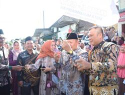 Bupati Agam Lepas Pawai Taaruf Perayaan Khatam MDTA Batu Palano