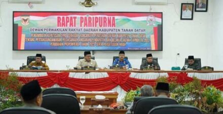 DPRD Tanah Datar Setujui LPj Pelaksanaan APBD 2022 Menjadi Perda