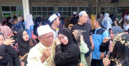 Bupati Halikinnor Sambut Kepulangan Jamaah Haji, 1 Orang Dinyatakan Meninggal di Mekkah