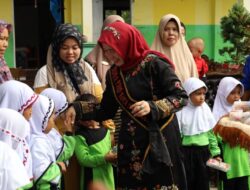 Bunda PAUD Kota Pariaman Ny. Lucyanel Genius Tinjau Lapangan Pastikan Sukses Masa Transisi PAUD ke SD