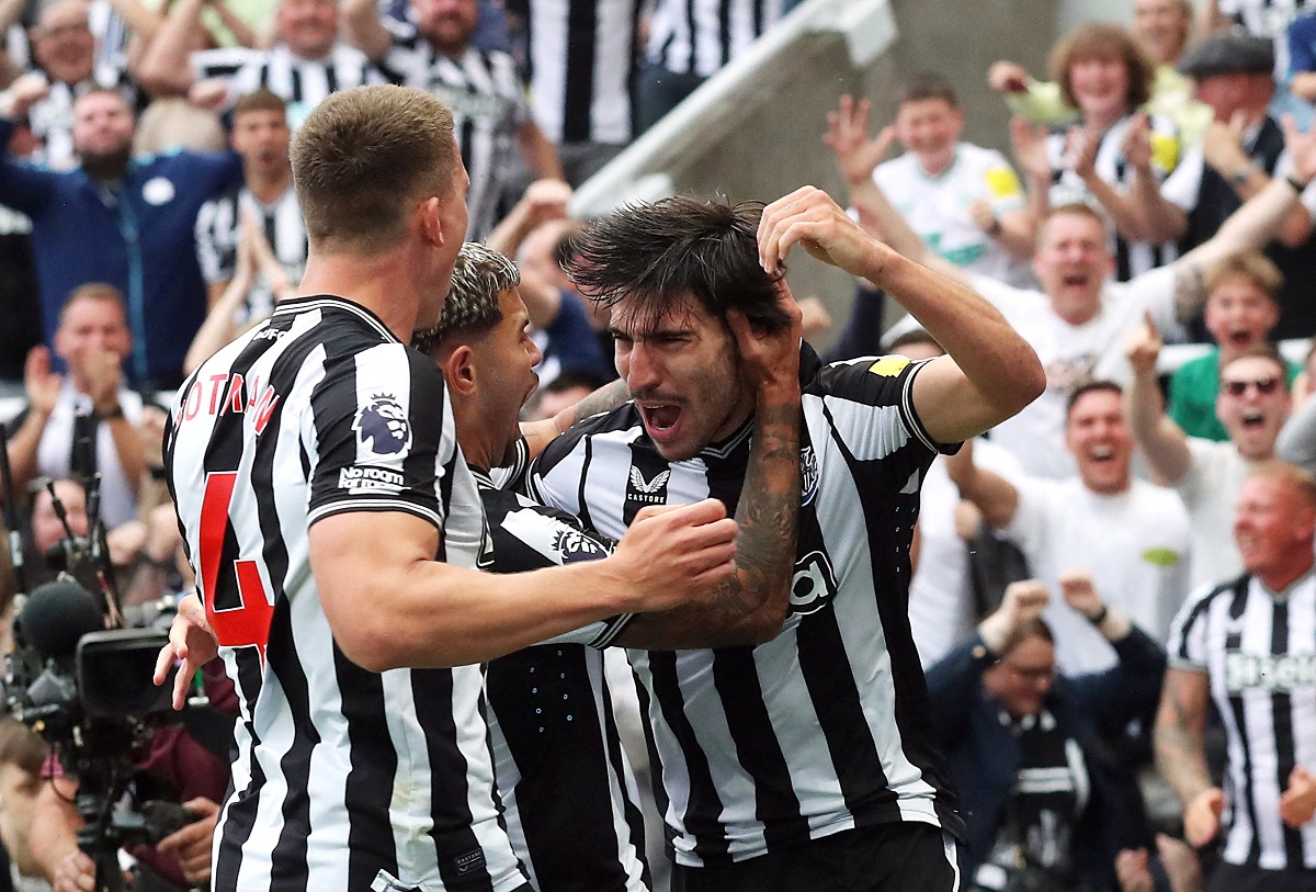 Newcastle United pimpin klasemen Liga Inggris 2023-2024
