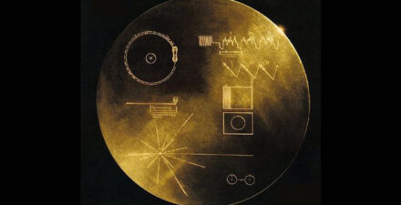 NASA Mendapatkan Kembali Kontak dengan Voyager 2 yang Berada di Ruang Antarbintang