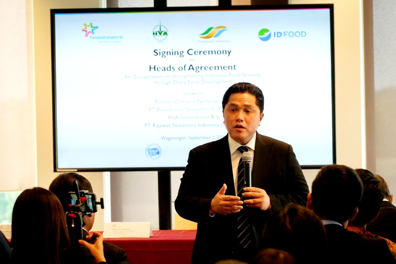 Menteri BUMN Erick Thohir soal merger BUMN galangan kapal.