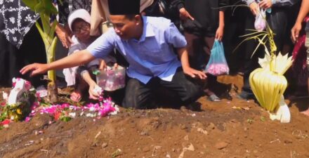 Tragedi Pemakaman Mahasiswa UI di Lumajang: Keluarga Tuntut Hukuman Mati untuk Pelaku Pembunuhan