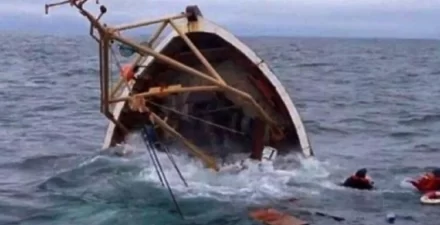 Tragedi Karamnya Perahu Pembawa Kayu di Pesisir Selatan, Sumatera Barat