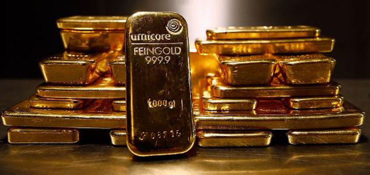 Harga emas dunia hari ini merosot.