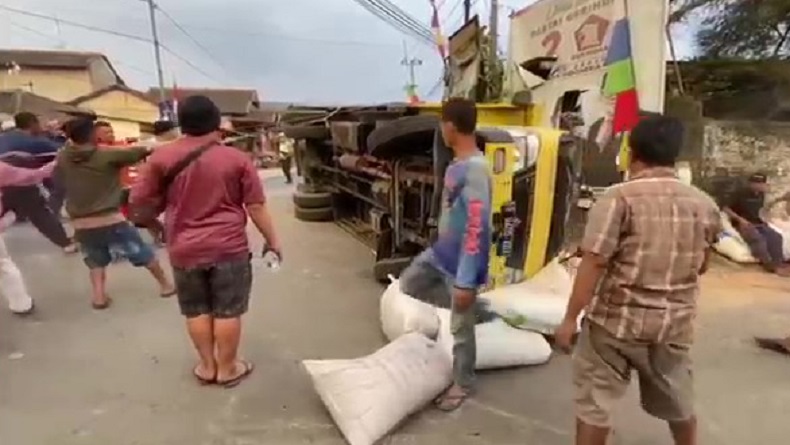 Kecelakaan Truk