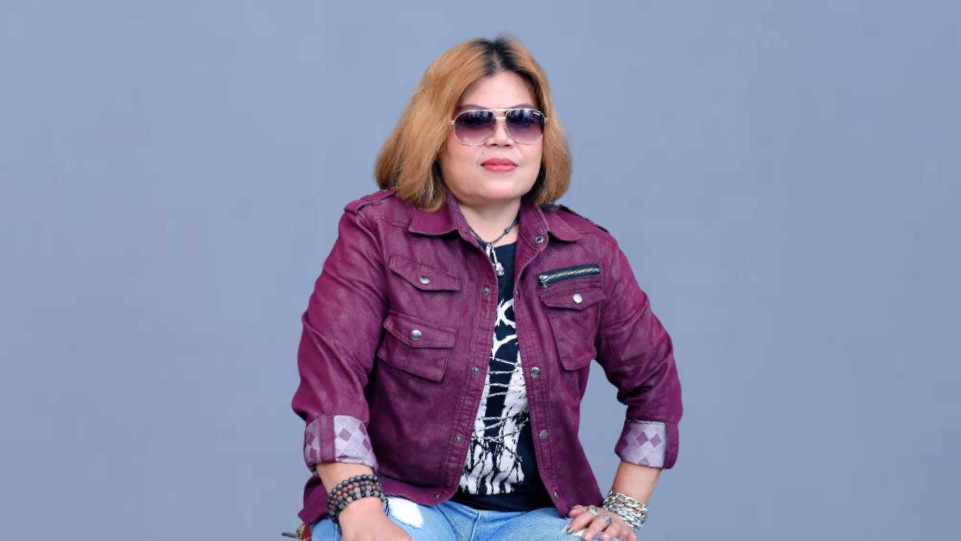 Chiw L See, Penyanyi Soft Rock Indonesia. (Dok. Metronom Musik)