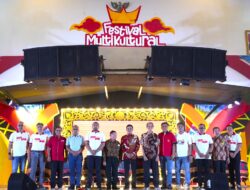 Dibuka Audy Joinaldy, 16 Etnis Meriahkan Festival Multikultural di Padang