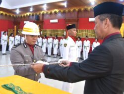 Genius Umar Kukuhkan Anggota Paskibra Kota Pariaman Tahun 2023