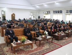 Rapat Paripurna DPRD Tanah Datar  Mendengarkan Pidato Kenegaraan Presiden