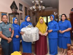 Eratkan Silaturahmi, Ny. Peni Yayan Sofiyan Anjangsana ke Ketua Daerah Jalasenastri Dari Masa ke Masa