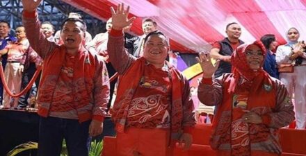 Bupati H. Halikinnor pada kegiatan Porprov Kalteng XII