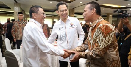 Genius Umar Jadi Narasumber Rembuk Ekonomi dan Budaya Gebu Minang