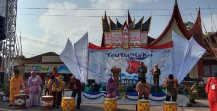 Festival Danau Maninjau Kelok 44: Memupuk Kebudayaan dan Mendukung Ekonomi Lokal