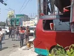 Kecelakaan Angkot di Bekasi Tewaskan Sopir dan Luka Dua Orang Lainnya