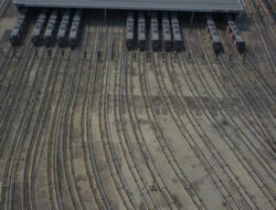 Penumpang LRT Jabodebek Dilarang Naik Turun di Stasiun Halim, Ini Alasannya
