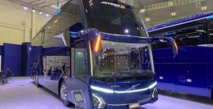 PO Gunung Harta Transport Solutions Rilis Bus Double Decker Berwarna Biru