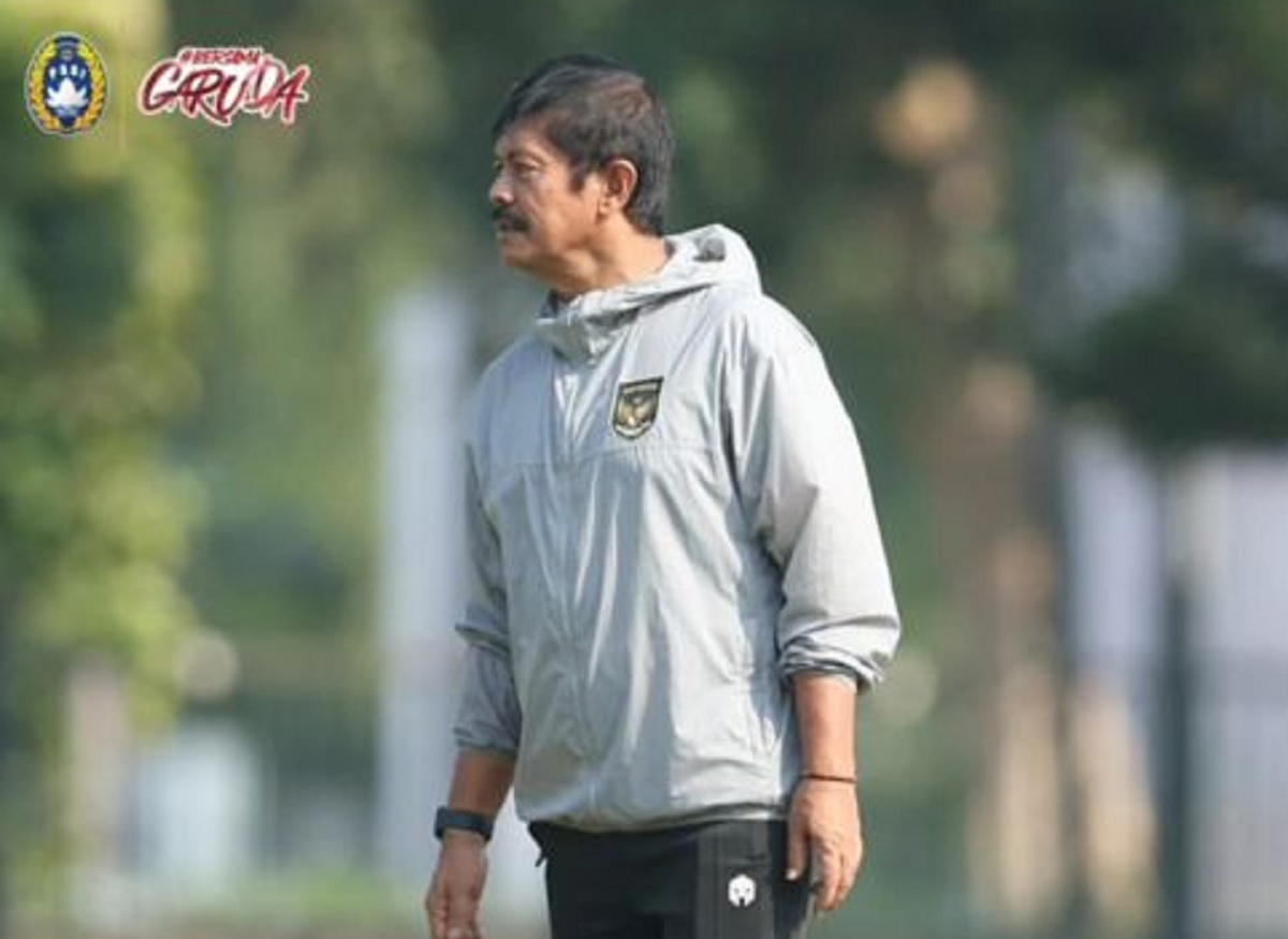 Indra Sjafri kala menganani Timnas Indonesia U-24 di Asian Games 2023.