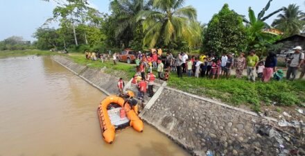 Bocah Usia 2 Tahun Terseret Arus Sungai dan Meninggal di Pulau Punjung