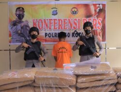 Penangkapan Pemuda dengan 49 Kilogram Ganja Kering Terkendali dari Lapas Nusakambangan