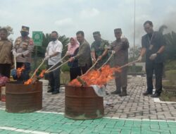 Kejari Pulang Pisau Musnahkan Barang Bukti 57 Perkara Tindak Pidana