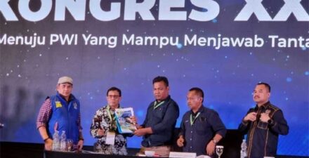 Unggul 6 Suara, Hendry CH Bangun Terpilih Sebagai Ketua PWI Pusat, Zulmansyah Sekedang Jadi Sekjen