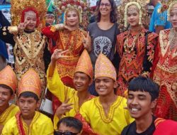 Festival Seni Nagari Tabek Panjang Berpotensi Warisan Budaya Tak Benda