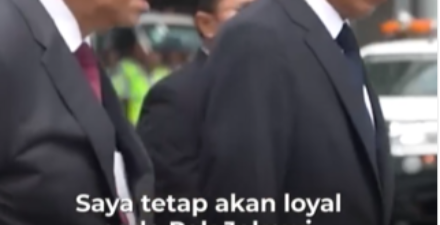 Menko Maritim dan Investasi Luhut Binsar Panjaitan Tak Akan Mundur dari Jabatannya.