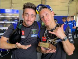 Momen Kocak Fabio Quartararo, El Diablo MotoGP, Bantu Rekan Ganti Persneling Mobil di Indonesia